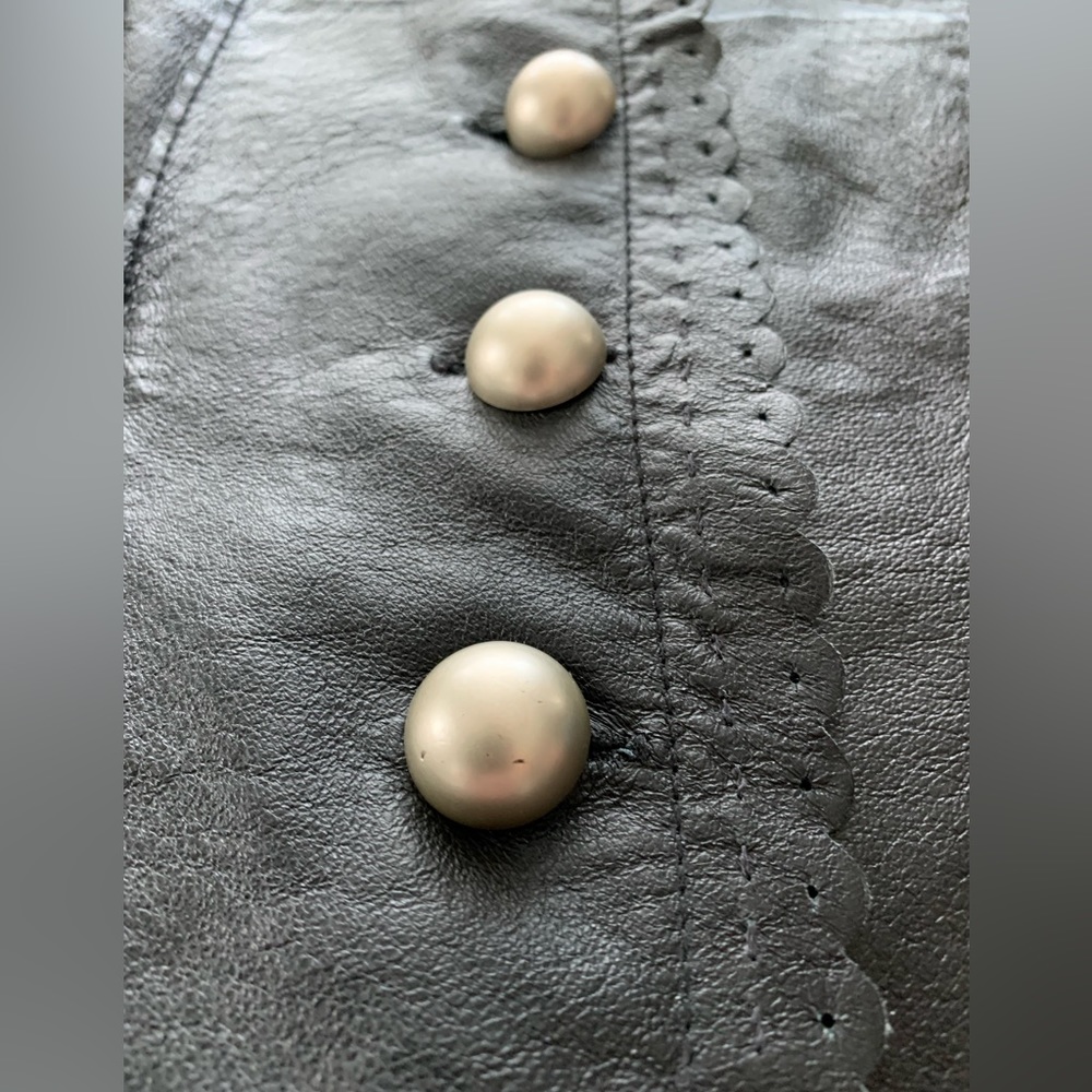 CAMI Leather Jacket - Picture 5 of 7